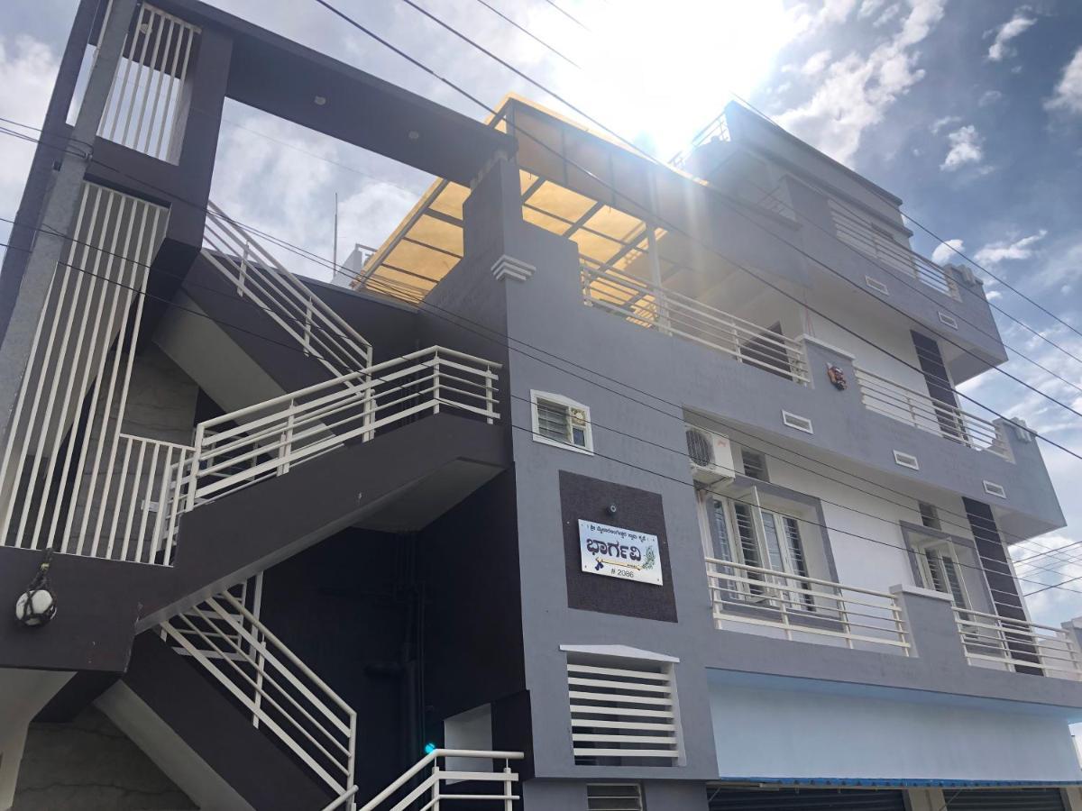 Skyhouse Homestay Maisúr Exteriér fotografie